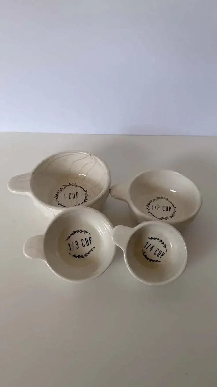 Cottage Core Ceramic Measuring Cup, 4 Piece Per Set